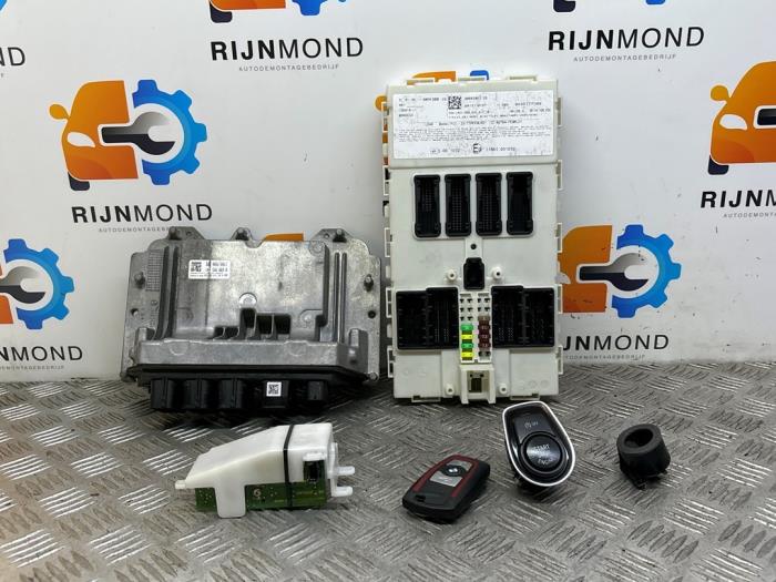 Used Ignition lock + computer BMW 1 serie (F20) 118i 1.5 TwinPower 12V Price € 423,50 Inclusive VAT offered by Autodemontage Rijnmond BV