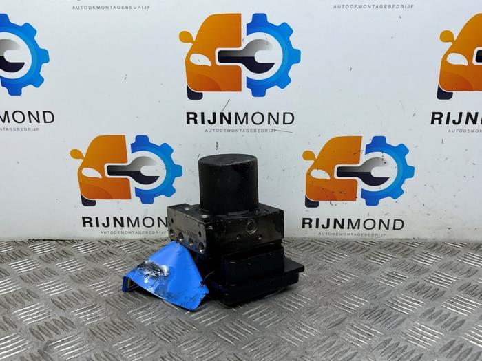 ABS pump BMW 5 serie Touring (E61), 2004 / 2010 530d 24V, Combi/o, Diesel, 2.993cc, 160kW (218pk), RWD, M57ND30; 306D2, 2004-03 / 2005-09, NJ71; NJ72; NS71 (Used)