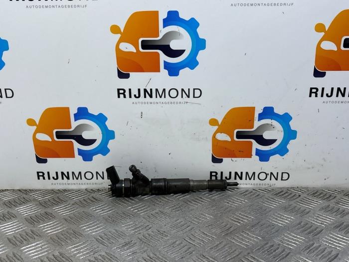 Usagé Injecteurs BMW 5 serie Touring (E61) 530d 24V Prix € 39,99 Règlement à la marge proposé par Autodemontage Rijnmond BV
