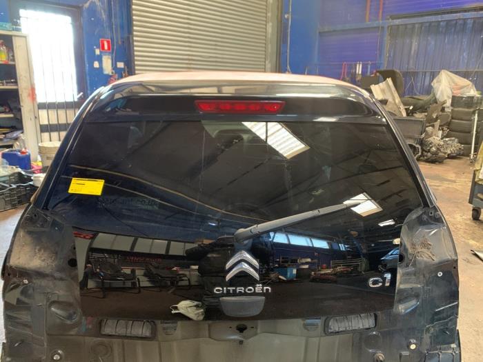 Begagnade Baklucka Citroen C1 1.2 PureTech 82 12V Pris € 302,50 Inklusive moms erbjuds av Autodemontage Rijnmond BV