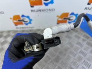 Batterisensor från en Kia Stonic (YB) 1.0i T-GDi 12V 2019