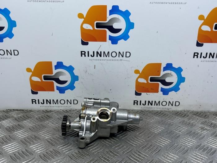 Używane Pompa oleju Seat Leon (5FB) 1.8 TSI Ecomotive 16V Cena na żądanie oferowane przez Autodemontage Rijnmond BV