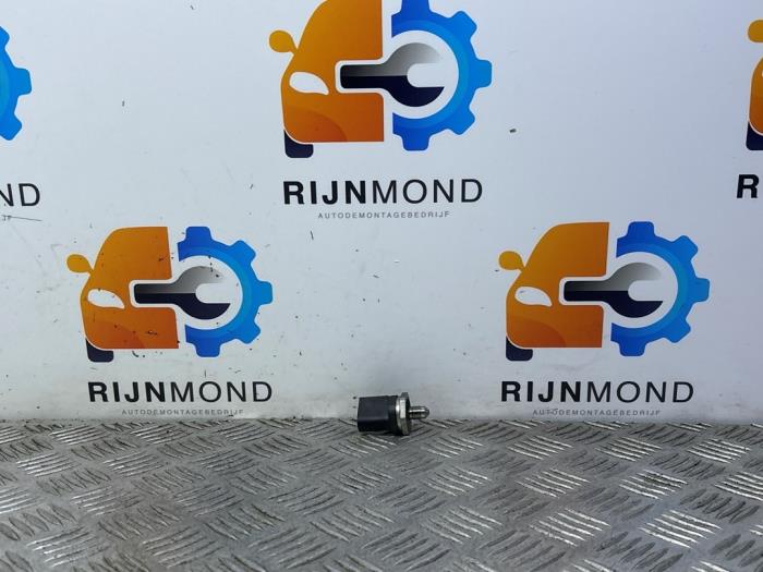 Begagnade Bränsletryckssensor Seat Leon (5FB) 1.8 TSI Ecomotive 16V Pris på förfrågan erbjuds av Autodemontage Rijnmond BV