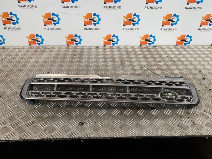 Używane Grill Landrover Range Rover Evoque (LVJ/LVS) 2.2 SD4 16V Cena € 242,00 Z VAT oferowane przez Autodemontage Rijnmond BV