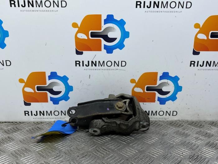 Usagé Support moteur Landrover Range Rover Evoque (LVJ/LVS) 2.2 SD4 16V Prix € 24,20 Prix TTC proposé par Autodemontage Rijnmond BV