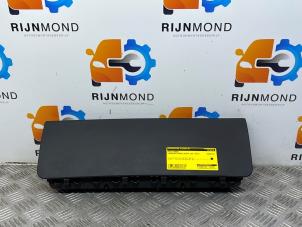 Usados Airbag de rodilla Landrover Range Rover Evoque (LVJ/LVS) 2.2 SD4 16V Precio € 193,60 IVA incluido ofrecido por Autodemontage Rijnmond BV