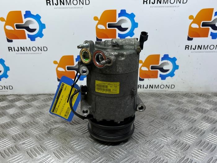 Usagé Pompe clim Landrover Range Rover Evoque (LVJ/LVS) 2.2 SD4 16V Prix € 484,00 Prix TTC proposé par Autodemontage Rijnmond BV