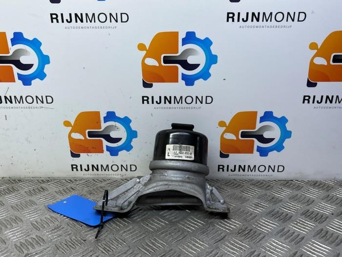Usagé Support moteur Landrover Range Rover Evoque (LVJ/LVS) 2.2 SD4 16V Prix € 42,35 Prix TTC proposé par Autodemontage Rijnmond BV