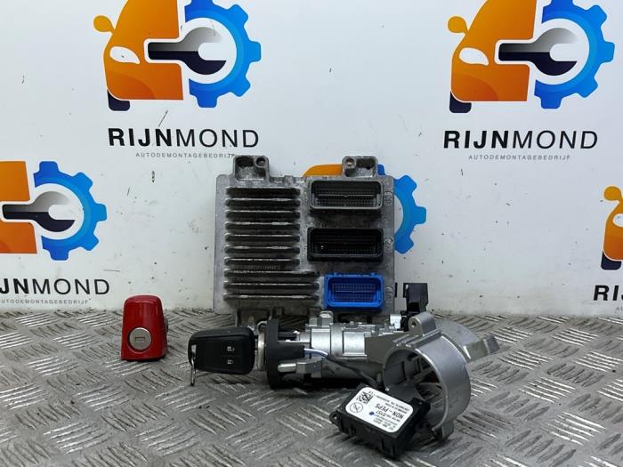 Used Ignition lock + computer Opel Adam 1.2 16V Price on request offered by Autodemontage Rijnmond BV
