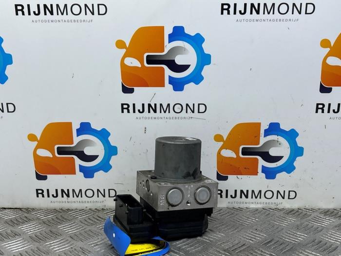 Usagé Bloc ABS Chevrolet Aveo (300) 1.3 D 16V Prix sur demande proposé par Autodemontage Rijnmond BV