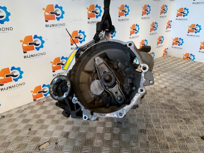Gebrauchte Getriebe Seat Leon (5FB) 1.6 TDI 16V Preis € 544,50 Mit Mehrwertsteuer angeboten von Autodemontage Rijnmond BV