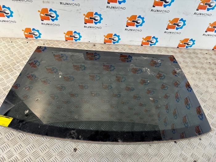 Usados Ventanilla detrás Audi A3 Limousine (8VS/8VM) 1.5 TFSI 16V Precio € 200,00 Norma de margen ofrecido por Autodemontage Rijnmond BV
