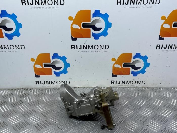 Gebrauchte Ölpumpe Opel Crossland (X) 1.2 Turbo 12V Preis auf Anfrage angeboten von Autodemontage Rijnmond BV
