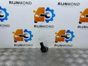 Begagnade Bränsletryckssensor BMW 5 serie (F10) 520d 16V Pris på förfrågan erbjuds av Autodemontage Rijnmond BV