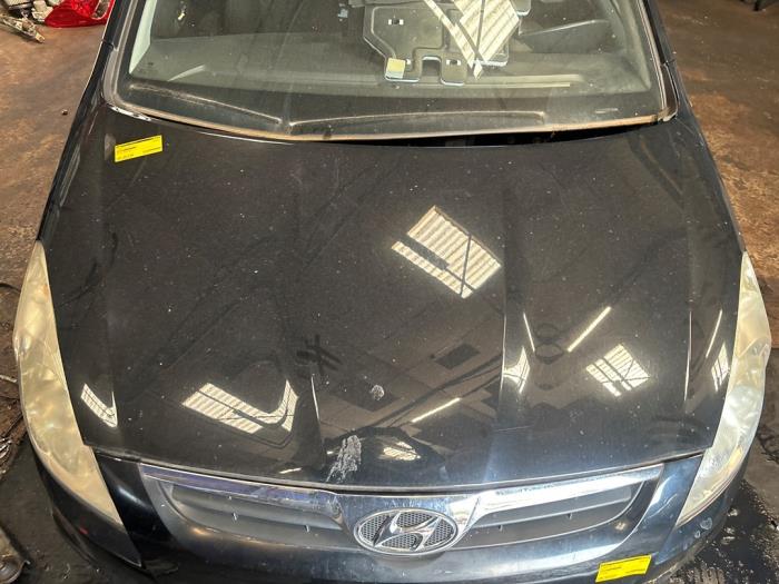 Używane Maska Hyundai i20 1.2i 16V Cena € 150,00 Procedura marży oferowane przez Autodemontage Rijnmond BV