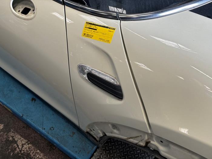 Framskärm, höger från en MINI Mini (F56) 1.5 12V Cooper 2015