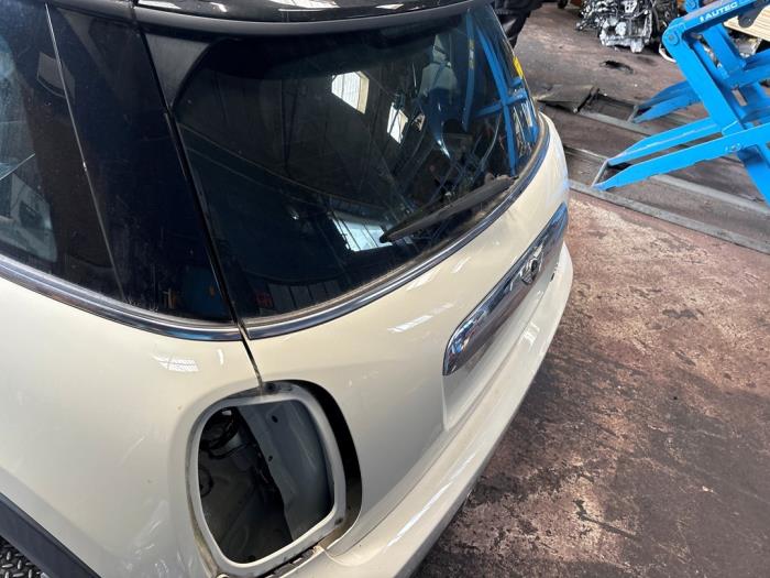 Baklucka från en MINI Mini (F56) 1.5 12V Cooper 2015