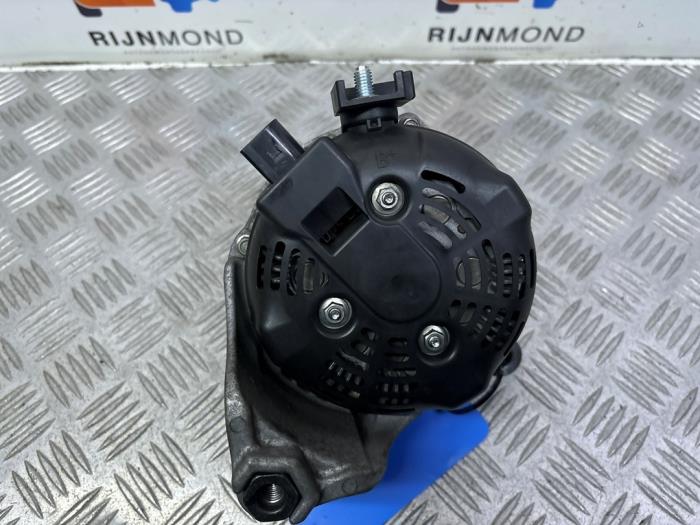 Dynamo från en MINI Mini (F56) 1.5 12V Cooper 2015