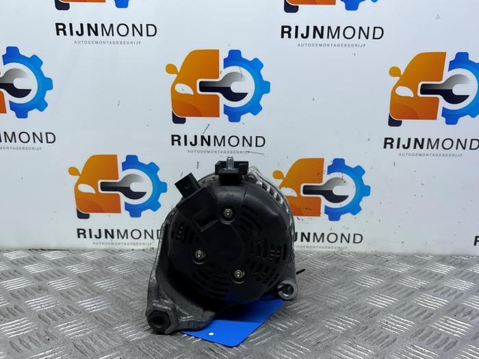 Dynamo från en MINI Mini (F56) 1.5 12V Cooper 2015