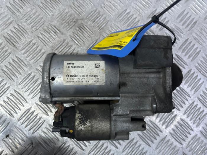 Startmotor från en MINI Mini (F56) 1.5 12V Cooper 2015