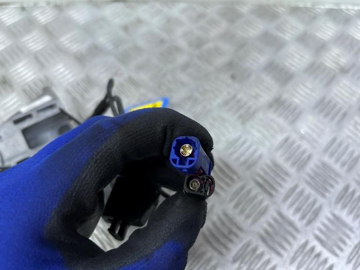 Armstöd från en MINI Mini (F56) 1.5 12V Cooper 2015