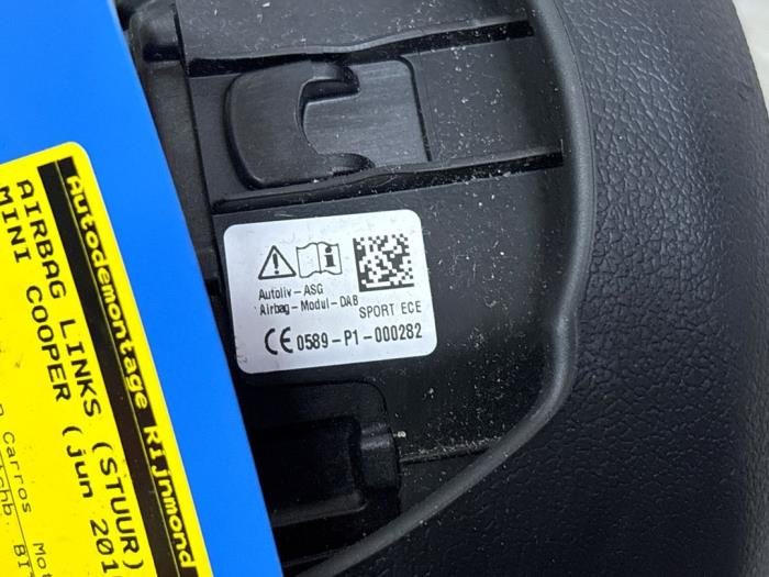 Vänster airbag (ratt) från en MINI Mini (F56) 1.5 12V Cooper 2015