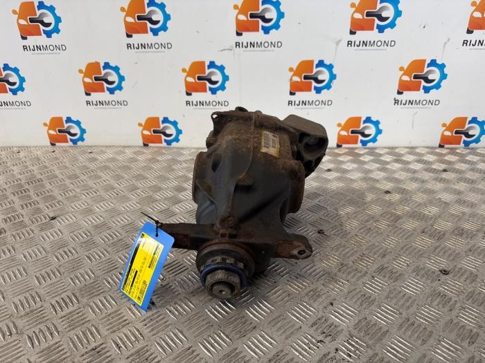 Gebrauchte Differential hinten BMW 1 serie (F21) 116d 1.5 12V TwinPower Preis € 423,50 Mit Mehrwertsteuer angeboten von Autodemontage Rijnmond BV