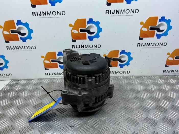 Usagé Dynamo BMW 1 serie (F21) 116d 1.5 12V TwinPower Prix € 70,00 Prix TTC proposé par Autodemontage Rijnmond BV