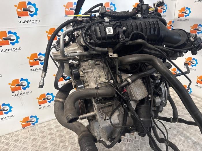 Motor från en MINI Mini (F56) 1.5 12V Cooper 2015