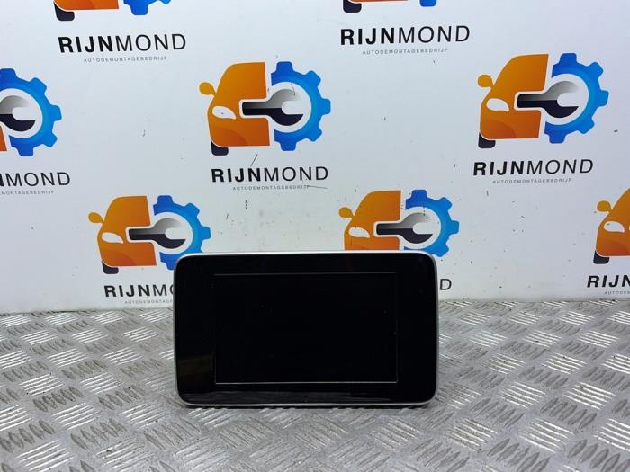 Gebrauchte Navigation Display Mercedes C Estate (S205) C-180 1.6 16V BlueEfficiency Preis € 150,00 Margenregelung angeboten von Autodemontage Rijnmond BV