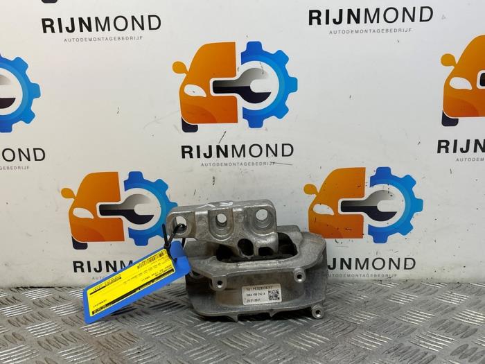 Usagé Support moteur Audi A3 Sportback (8YA) 1.0 30 TFSI 12V Prix € 19,99 Règlement à la marge proposé par Autodemontage Rijnmond BV