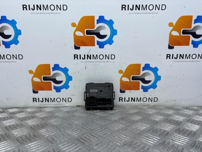 Usados Módulo Gateway Audi A3 Sportback (8YA) 1.0 30 TFSI 12V Precio € 49,99 Norma de margen ofrecido por Autodemontage Rijnmond BV