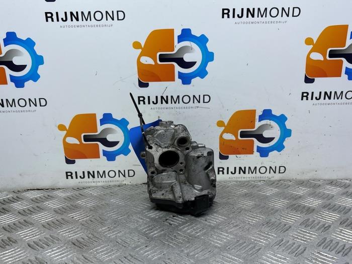 Usagé Valve RGE Mercedes E (R207) E-250 CDI,d 16V BlueEfficiency, BlueTEC Prix € 42,34 Prix TTC proposé par Autodemontage Rijnmond BV