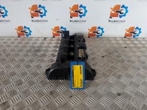 Ventildeckel van een Mercedes-Benz E (R207) E-250 CDI,d 16V BlueEfficiency, BlueTEC 2012