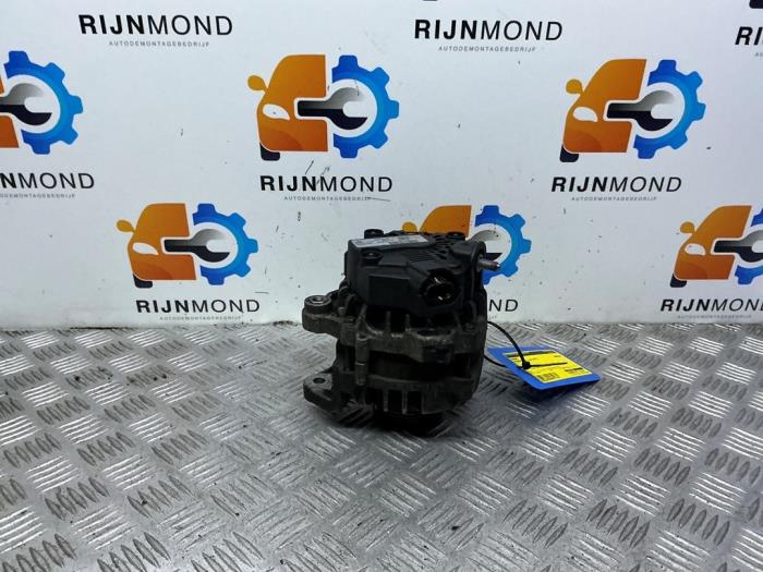 Begagnade Dynamo Hyundai i10 (B5) 1.0 12V Pris € 29,99 Marginaltabell erbjuds av Autodemontage Rijnmond BV