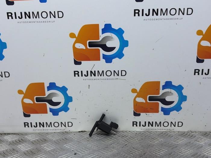 Usagé Régulateur pression turbo Renault Grand Scénic III (JZ) 1.4 16V TCe 130 Prix € 19,99 Règlement à la marge proposé par Autodemontage Rijnmond BV
