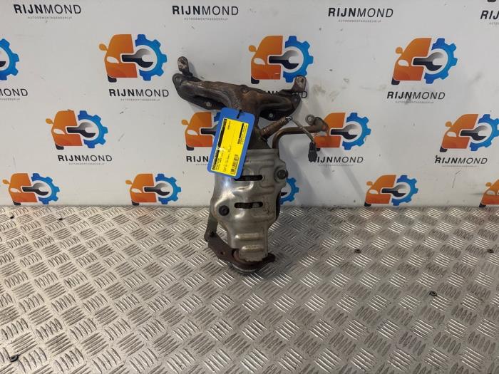 Używane Katalizator Toyota Yaris III (P13) 1.33 16V Dual VVT-I Cena na żądanie oferowane przez Autodemontage Rijnmond BV