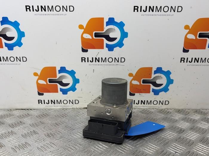 Begagnade ABS-pump Seat Arona (KJX) 1.0 TSI 12V Pris € 30,24 Inklusive moms erbjuds av Autodemontage Rijnmond BV