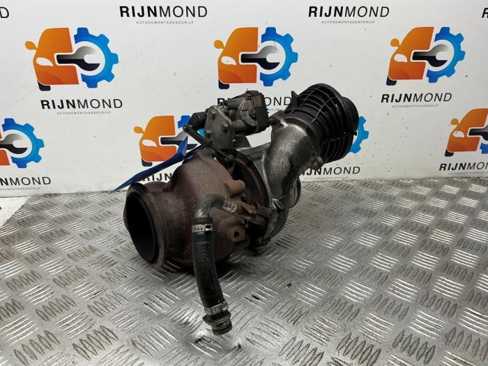 Używane Turbo BMW 5 serie (G30) 530d 3.0 TwinPower Turbo 24V Cena € 544,49 Z VAT oferowane przez Autodemontage Rijnmond BV
