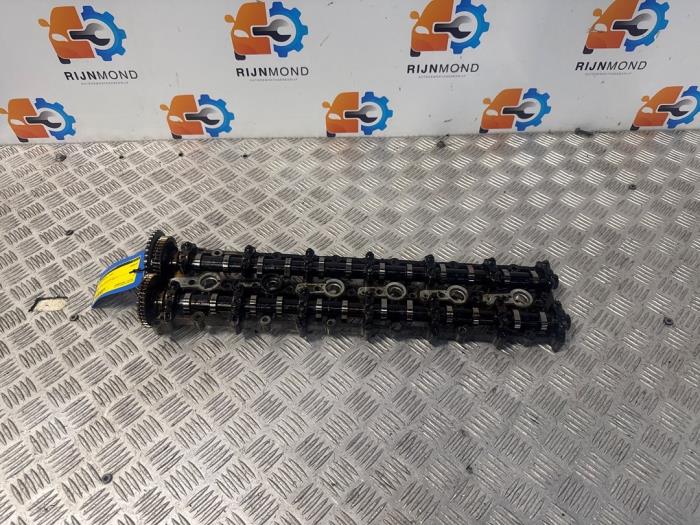 Usagé Kit arbre à cames BMW 5 serie (G30) 530d 3.0 TwinPower Turbo 24V Prix € 605,00 Prix TTC proposé par Autodemontage Rijnmond BV