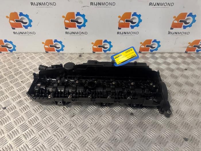 Gebrauchte Ventildeckel BMW 5 serie (G30) 530d 3.0 TwinPower Turbo 24V Preis auf Anfrage angeboten von Autodemontage Rijnmond BV