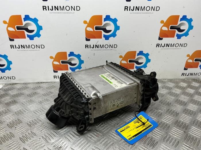 Used Intercooler Mercedes E (W213) E-220d 2.0 Turbo 16V Price € 120,99 Inclusive VAT offered by Autodemontage Rijnmond BV