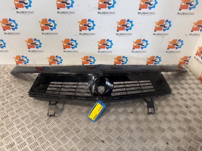 Begagnade Grill Opel Astra L (F3/FB/FM/FP) Pris € 185,00 Marginaltabell erbjuds av Autodemontage Rijnmond BV