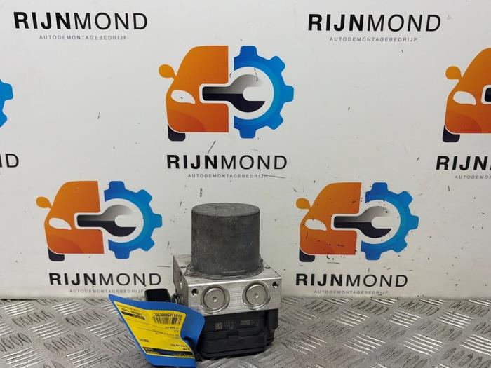 Begagnade ABS-pump Volkswagen Polo VI (AW1) 1.0 TSI 12V Pris € 24,99 Marginaltabell erbjuds av Autodemontage Rijnmond BV