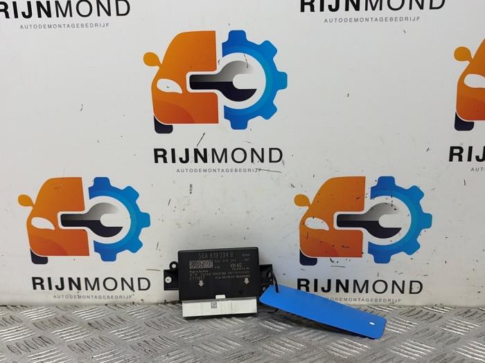 Begagnade PDC-modul Volkswagen Polo VI (AW1) 1.6 TDI 16V 95 Pris € 14,99 Marginaltabell erbjuds av Autodemontage Rijnmond BV