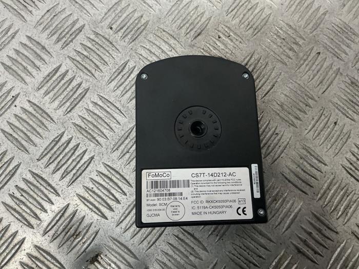 Telefonmodul från en Ford Focus 3 1.0 Ti-VCT EcoBoost 12V 100 2012