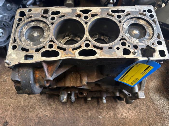 Used Engine crankcase Volkswagen Polo VI (AW1) 1.6 TDI 16V 95 Price on request offered by Autodemontage Rijnmond BV