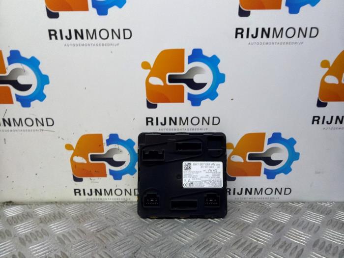 Used Body control computer Audi A4 Avant (B9) 2.0 45 TFSI Mild hybrid 16V Quattro Price € 74,99 Margin scheme offered by Autodemontage Rijnmond BV