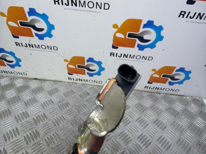 Batterisensor från en BMW 4 serie (F32) 420d 2.0 16V 2014