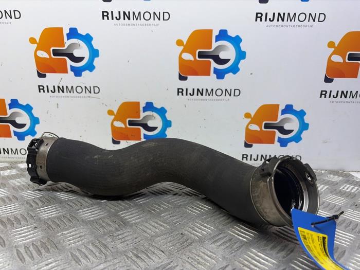 Used Intercooler Schlauch BMW 4 serie (F32) 420d 2.0 16V Price € 24,19 Inclusive VAT offered by Autodemontage Rijnmond BV